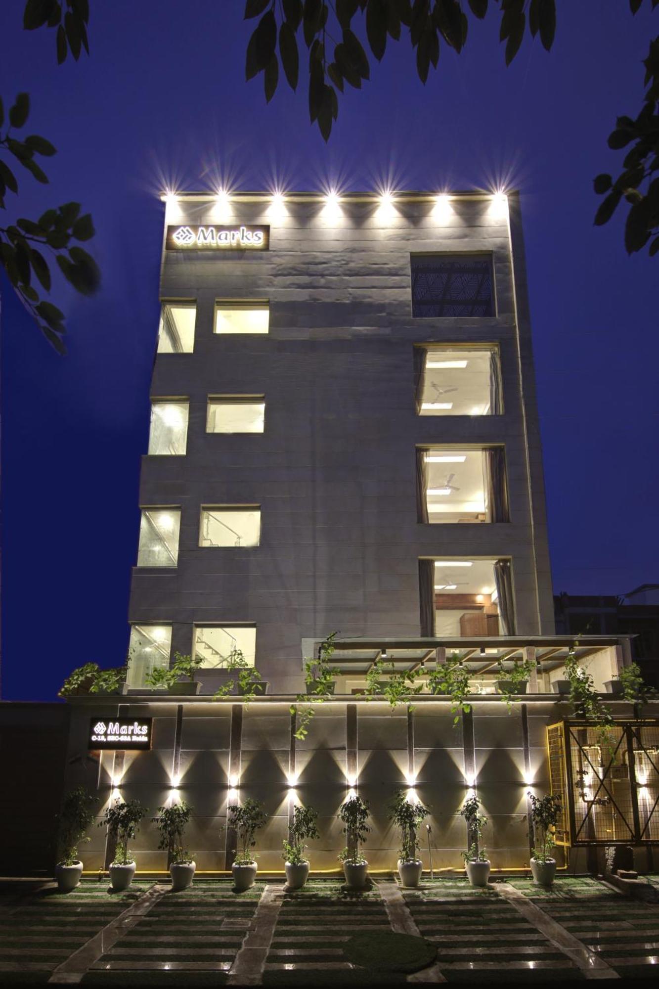 נוידה Marks Hotel & Banquet מראה חיצוני תמונה