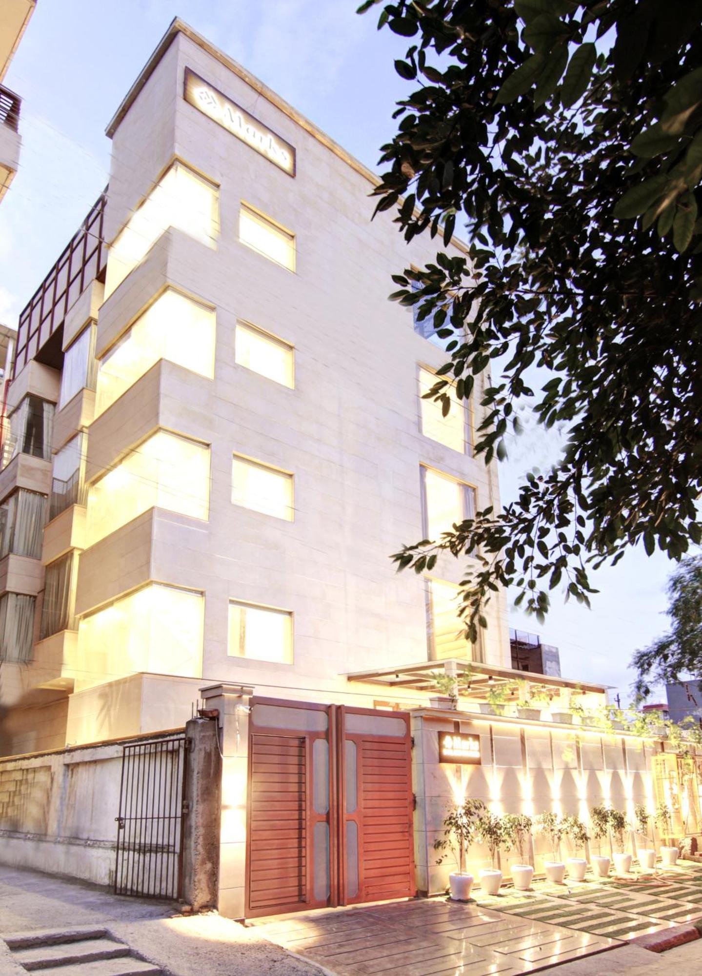 נוידה Marks Hotel & Banquet מראה חיצוני תמונה
